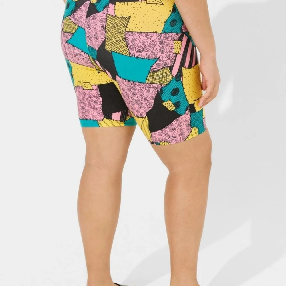READ DESCRIPTION- Hot Topic Patchwork Sallt Dress + Torrid Sally Shorts - Picture 4 of 14